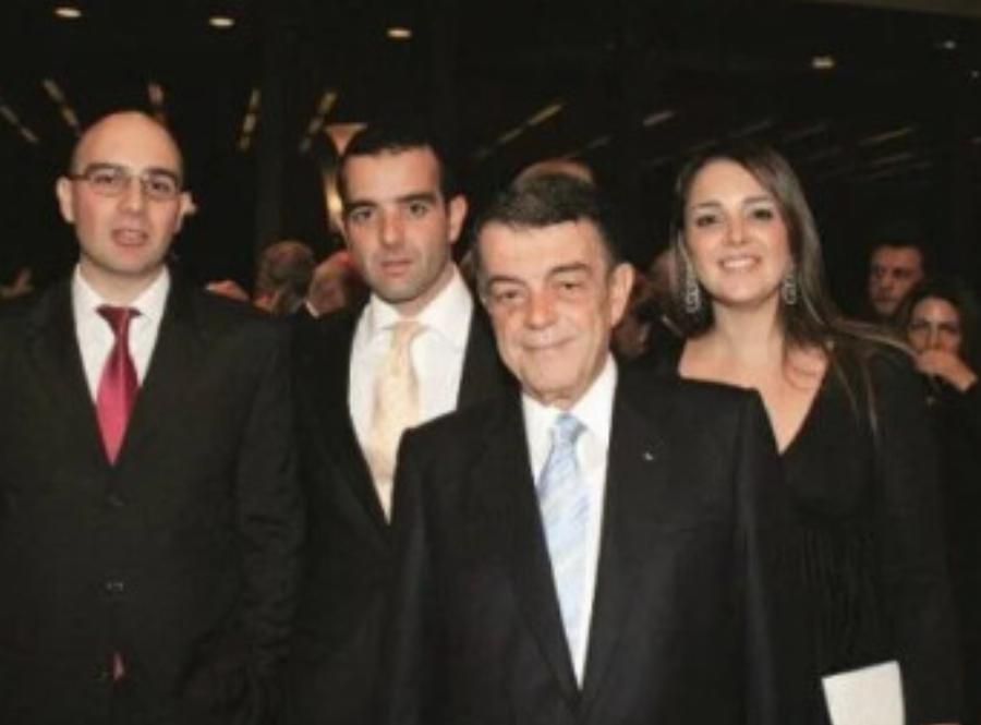 Διαζύγιο «βóμβα» για πασίγνωστη κυρία της ελληνικής τηλεόρασης