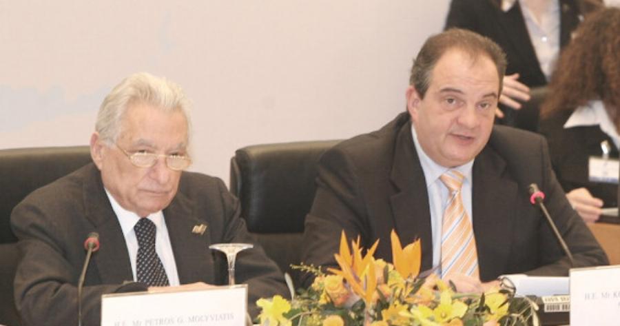 Συλλυπητήρια Κώστα Καραμανλή για την απώλεια του Πέτρου Μολυβιάτη: «Χάνω έναν πολύ δικό μου άνθρωπο»