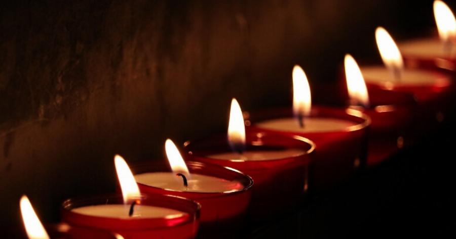 Πέθανε η Τζούλια