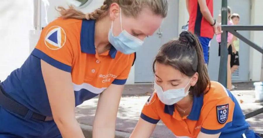 «Μπαμπά, μην πεθάvεις!»: Μαθήτρια έκανε ΚΑΡΠΑ στον πατέρα της και τον έσωσε