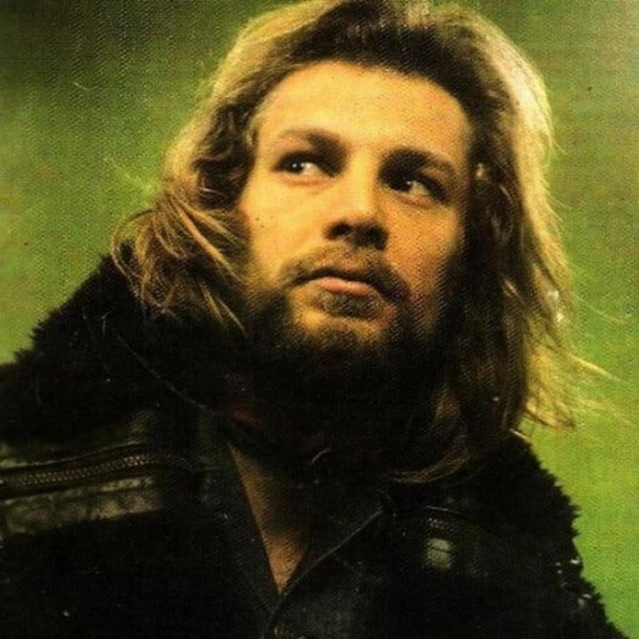 Πέθανε ξεχασμένος, κατέληξε στα αζήτητα: Η τραγική ιστορία του Έλληνα “Ιησού” που πάλευε με τους δαίμονές του