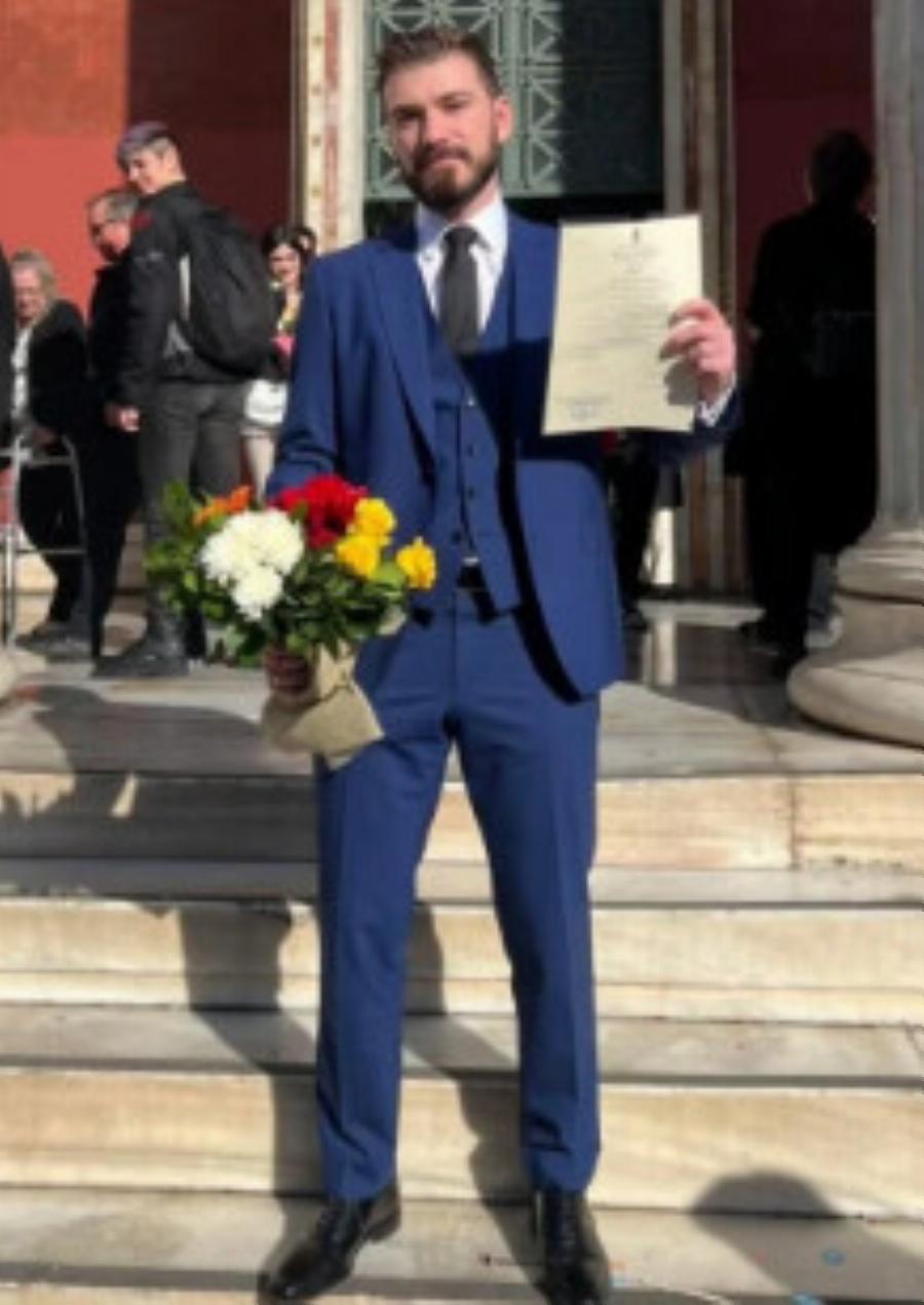 Λάμπης Ευαγγελάτος: Πτυχίο για τον γιο Ευαγγελάτου & Θεοδωρακοπούλου