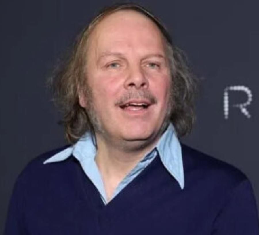 Παρίσι: Ο μπλε «Διόνυσος» της τελετής έναρξης σπάει την σιωπή του μετά τις αντιδράσεις για τον «Μυστικό Δείπνο» – Η θέση της Εκκλησίας της Γαλλίας