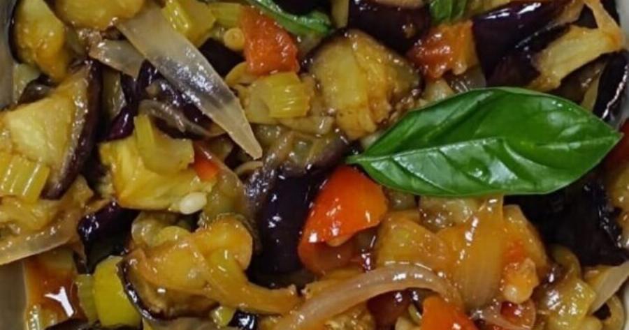 Caponata της Γιαγιάς – Μια Σιτσιλιάνικη Λιχουδιά με Παράδοση