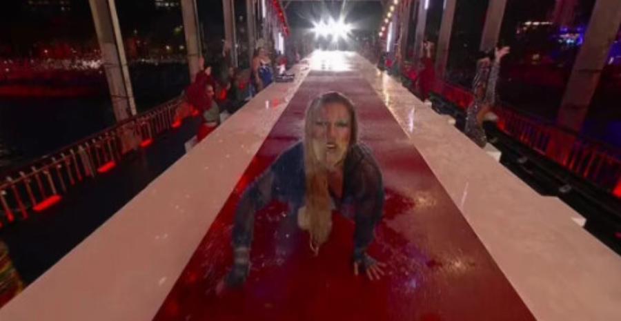 Παρίσι: Ο μπλε «Διόνυσος» της τελετής έναρξης σπάει την σιωπή του μετά τις αντιδράσεις για τον «Μυστικό Δείπνο» – Η θέση της Εκκλησίας της Γαλλίας