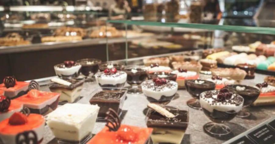 «Λουκέτο» σε πασίγνωστο ζαχαροπλαστείο μετά από 25 χρόνια