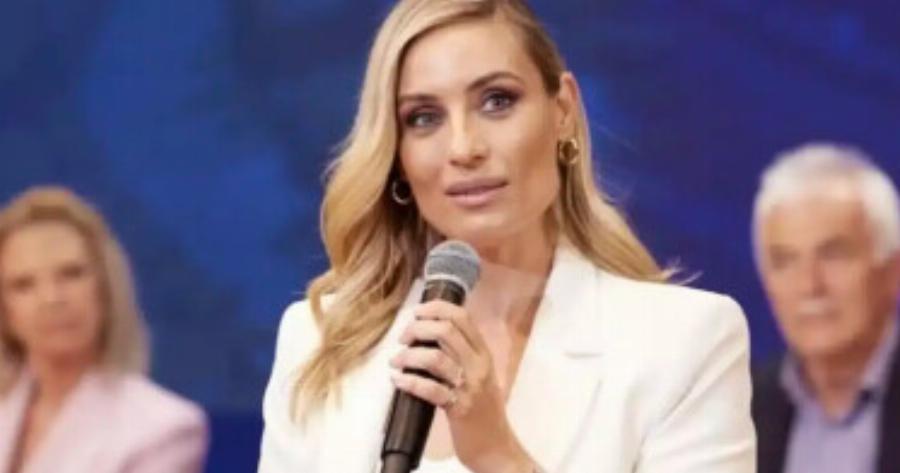 Μεγάλη διάκριση για την Ελεονώρα Μελέτη στο Ευρωπαϊκό Κοινοβούλιο – Κάνει περήφανες όλες τις Ελληνίδες