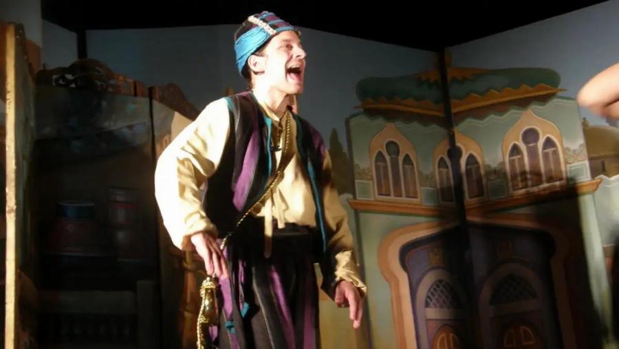 Θρήνος στον καλλιτεχνικό κόσμο: Πέθανε πολύ νωρίς ο ηθοποιός Παύλος Βουτσίνος