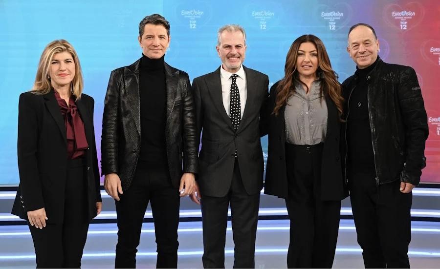 Σάκης Ρουβάς και Έλενα Παπαρίζου θα παρουσιάσουν αφιλοκερδώς τον εθνικό τελικό για τη Eurovision 2025