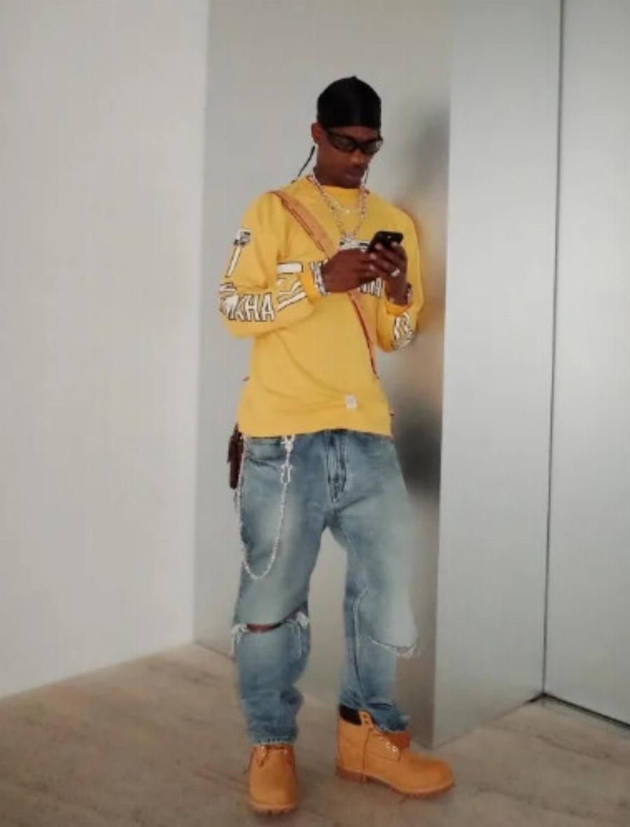 Μόνο στην Μύκονο αυτά: Αυτός ο τραγουδιστής πήρε 500.000 ευρώ για 20 λεπτά εμφάνισης