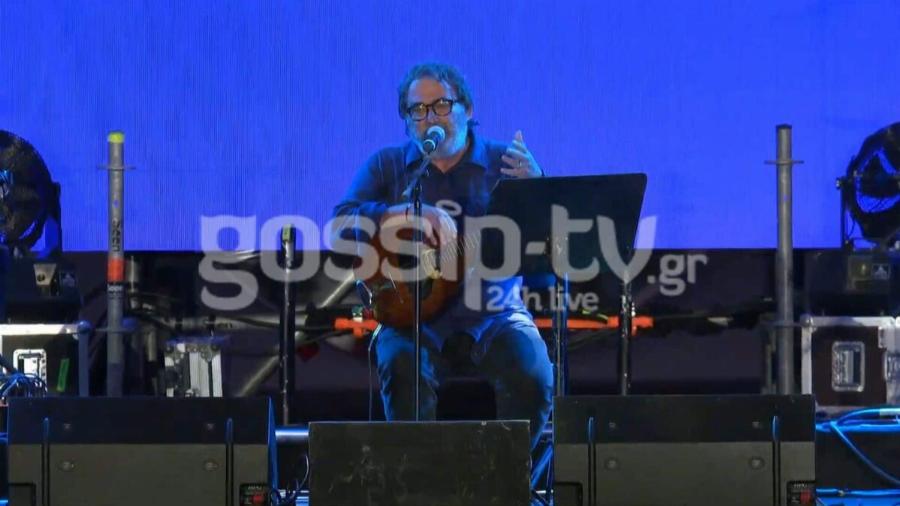 «Ελάτε οι φωνές μας να φτάσουν στα άστρα» – «Ράγισαν καρδιές» στο Καλλιμάρμαρο για τα Τέμπη