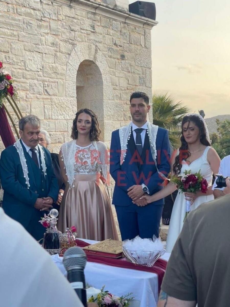 Κόντρα σε όλους και όλα: Τουρκάλα ασπάστηκε τον Χριστιανισμό για τα μάτια ενός Έλληνα, η πιο συγκινητική γαμοβάπτιση