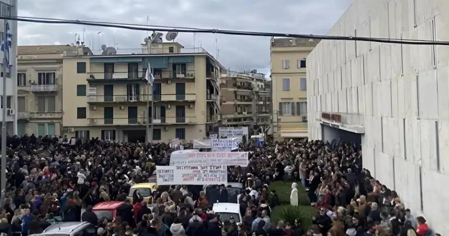 Εξαγγέλθηκαν νέα συλλαλητήρια για τα Τέμπη!