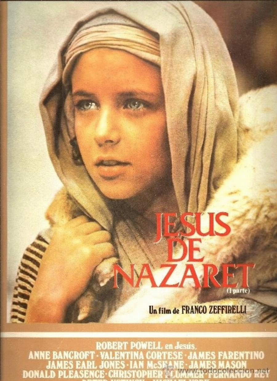 Τότε 10 χρονών παιδάκι, τώρα 57άρης, αλλά με τα ίδια καταγάλανα μάτια: Έτσι είναι σήμερα ο μικρός Ιησούς από τη Ναζαρέτ