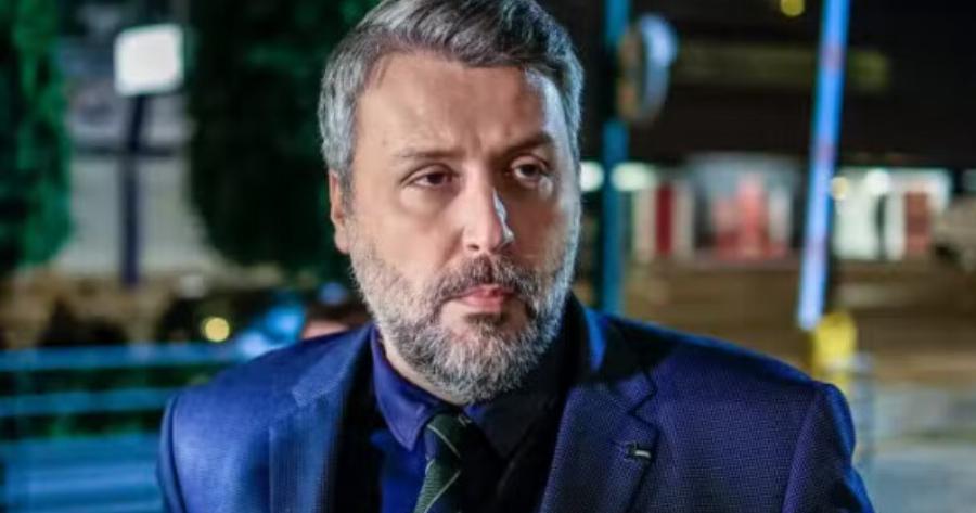 Έγραψε μόνο τρεις λέξεις: Αυτό είναι το απειλnτικό μήνυμα που έστειλε ο Γιάννης Καλλιάνος στον γιατρό του πατέρα του