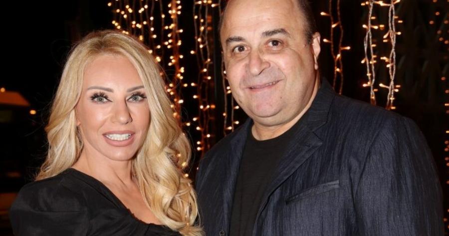 Το vintage Χριστουγεννιάτικο δέντρο της Έλενας Τσαβαλιά θα σε γυρίσει στα παιδικά σου χρόνια