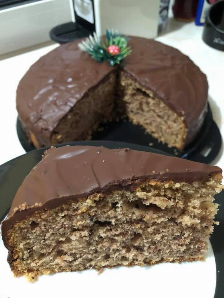 Βασιλόπιτα: Παραδοσιακή συνταγή κέικ με σοκολάτα για να λιώνει στο στόμα