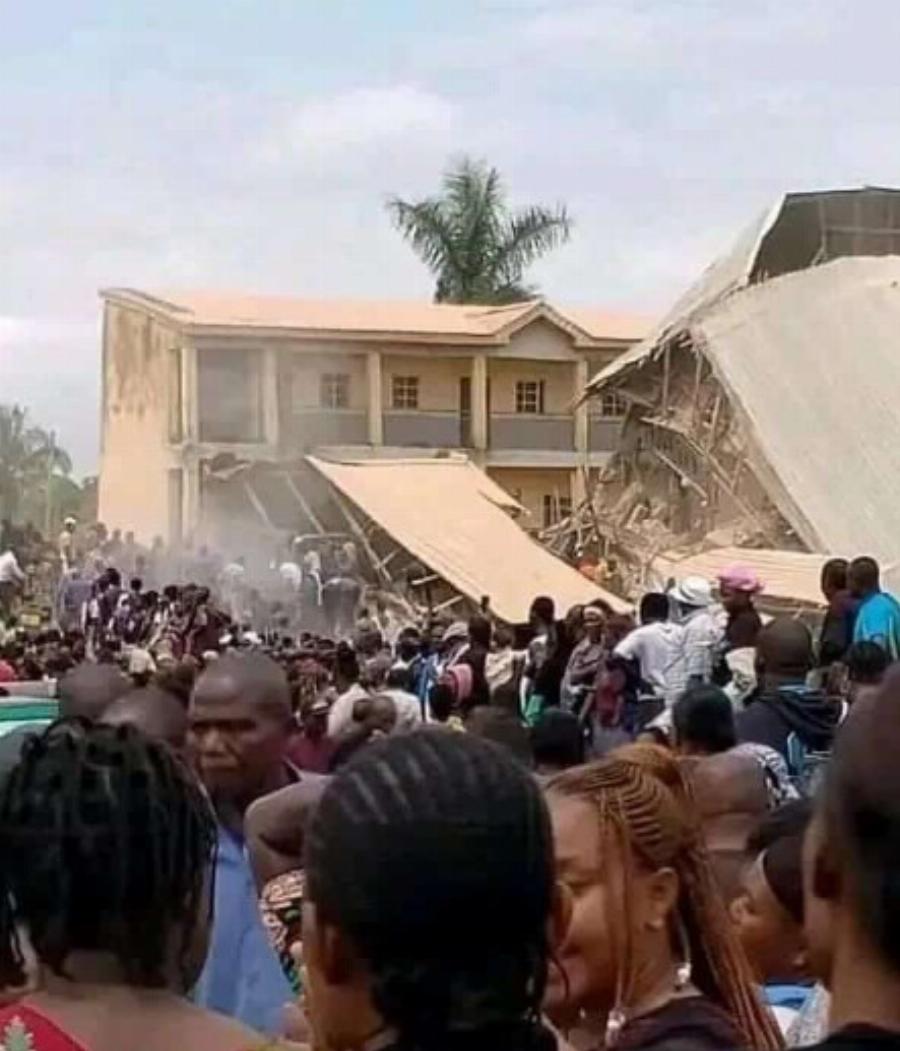 Κατάρρευση σχολείου: Νεκροί πολλοί από τους μαθητές – Σκηνές πανικού στα ερείπια