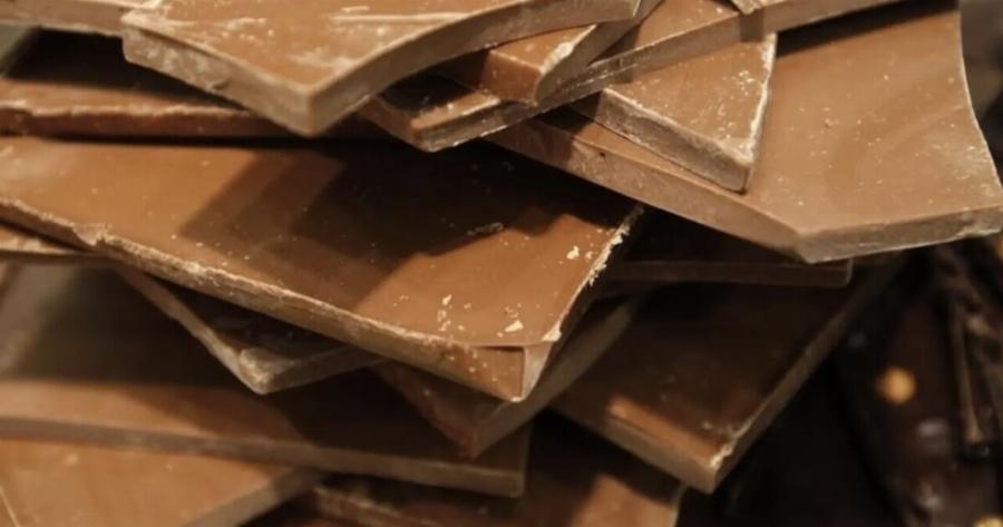 Μεγάλη προσοχή: Αποσúρονται μεγάλες παρτiδες διάσnμης σοκολάτας