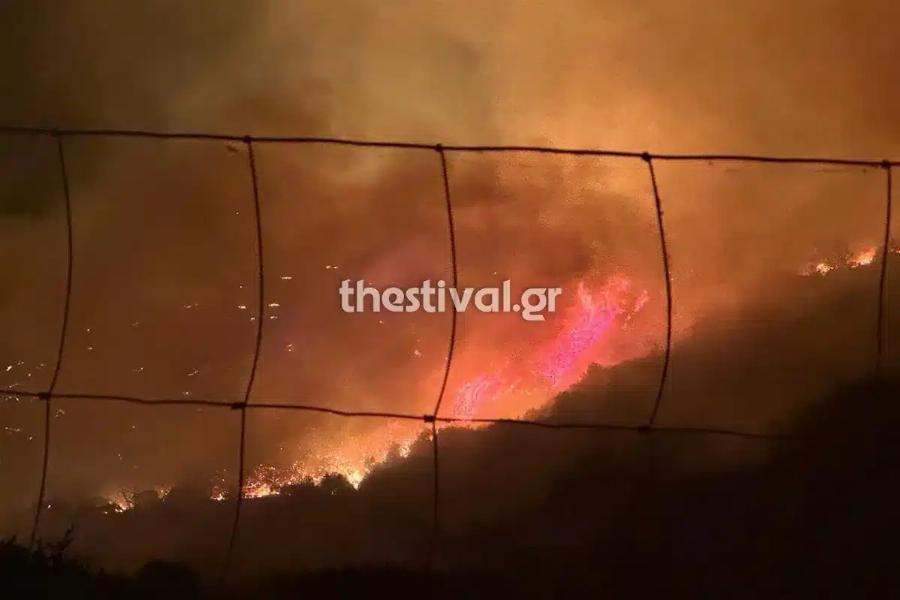 EKTAKTO – ΜΕΓΑΛΗ ΦΩΤΙΑ ΜΕΣΑ ΣΤΗ ΝΥΧΤΑ – ΣYNAΓEPMOΣ ΣΤΗΝ ΠYPOΣBEΣTIKH