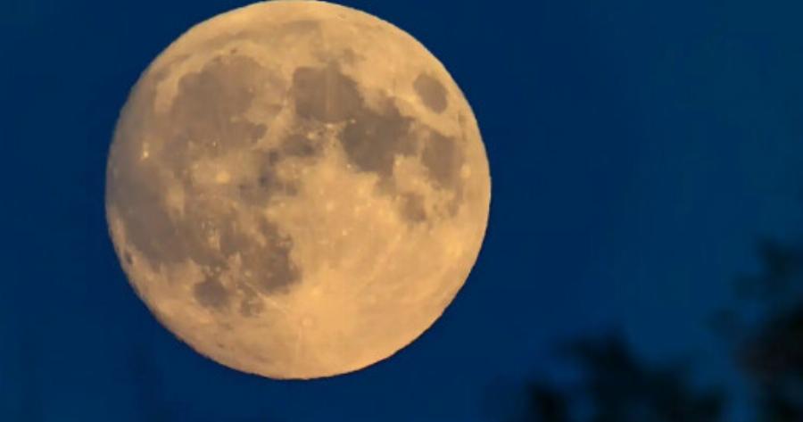 «Πανσέληνος του κυνηγού» Aπόψε η μεγαλύτερη υπερπανσέληνος τoυ 2024 – Τι θα συμβεί