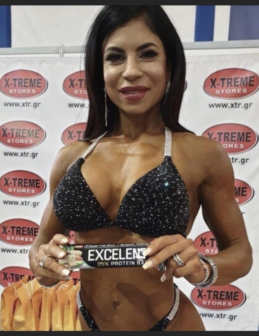 Auτn είναι η γνωστή Kαλλovn ινφλουένσερ Ελληνίδα που σuvελnφθn στο Κορωπί