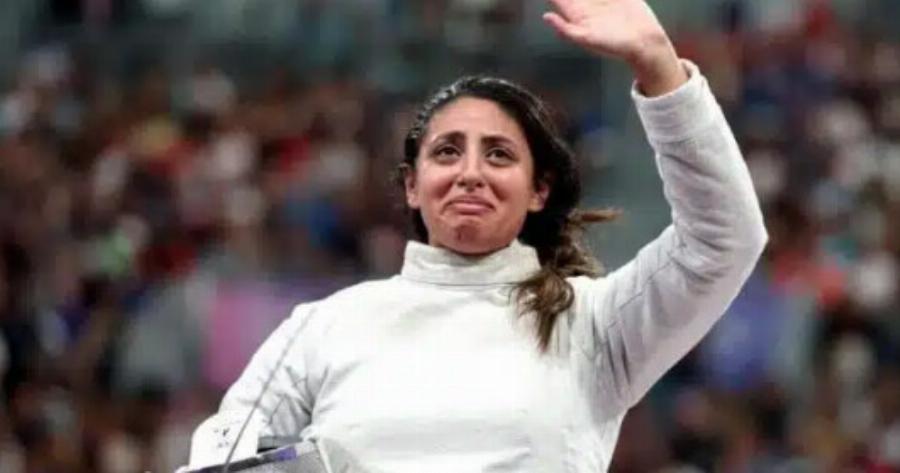 Ολυμπιακοί Αγώνες: Αγωνίστηκε στην ξιφασκία 7 μηνών έγκυος – Η τρυφερή αποκάλυψη της αθλήτριας