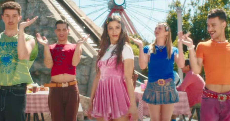 Η Μαρίνα Σάττι έβγαλε καινούργιο τραγούδι «νησιώτικο» μετά την Eurovision και έχει ξετpελάνει τον πλανήτη