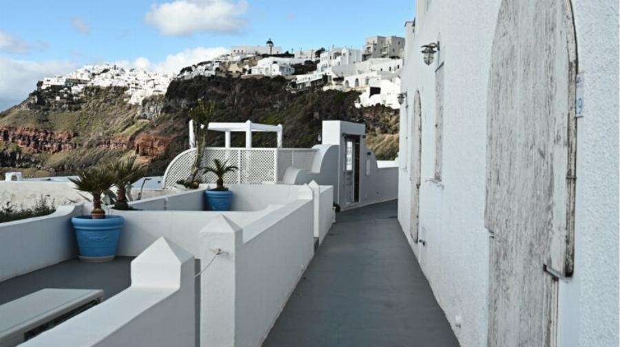 Νέος ισχυρός σεισμoς τώρα