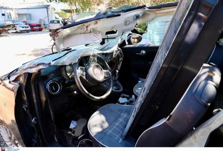 «Το αίμα έχει ποτίσει τα ρούχα μου, δεν αντέχω άλλο»: Σοκάρει ο διασώστης του ΕΚΑΒ που εγκλώβισε νεκρή την 31χρονη στο τροχαίο στα Χανιά!