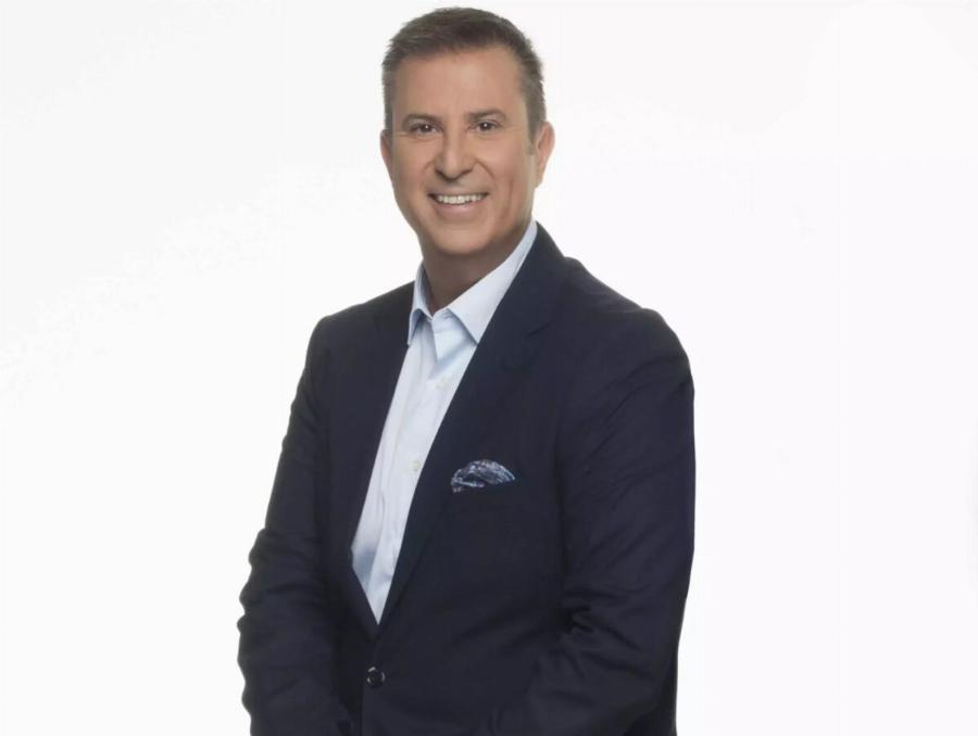 Αυτός είναι ο νέος αντικαταστάτης του Παπαδάκη – Παίρνει το Καλημέρα Ελλάδα – Θα κάνει πάταγο