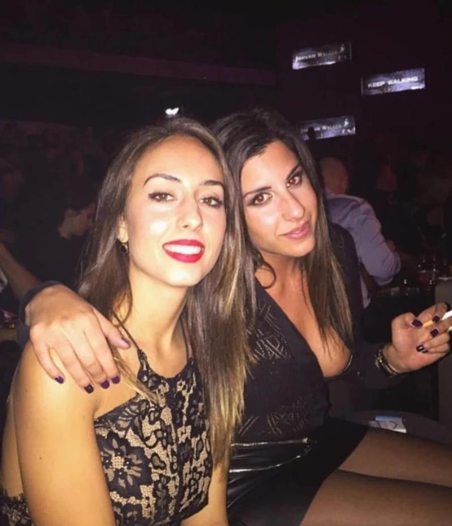 Η κόρη του Σφακιανάκη, Αφροδίτη, είναι «όνομα και πράγμα» και φτυστή ο πατέρας της