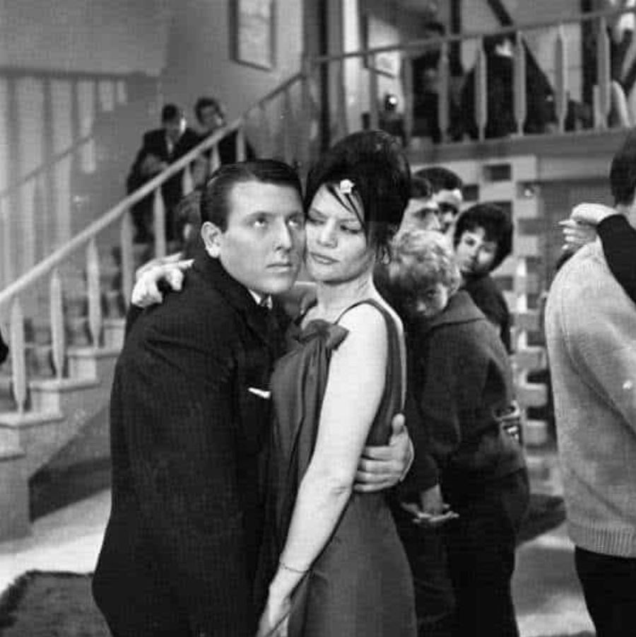 Πέθανε 09:00 το πρωί στο σπίτι της η γνωστή ηθοποιός του ελληνικού κινηματογράφου