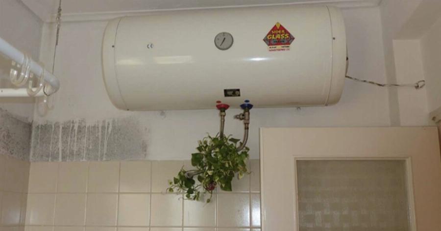 Ένας ηλεκτρολόγος εξηγεί: Ποτέ μπάνιο με αναμμένο θερμοσίφωνο