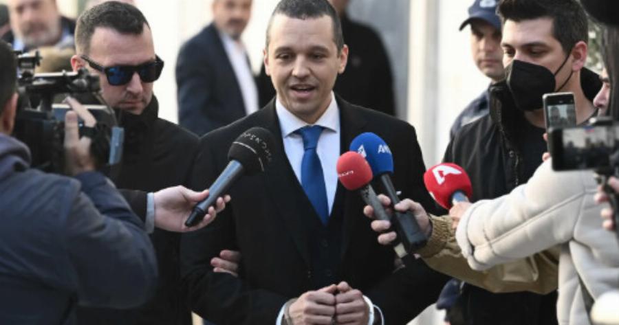 Ανατροπή με τον Ηλία Κασιδιάρη