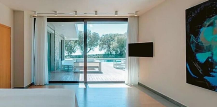 Αθηνά Ωνάση: Το παλάτι των 15.000.000 ευρώ δίπλα στην Αθήνα, είναι πιο χλιδάτο κι από το κάστρο του Αντετοκούνμπο