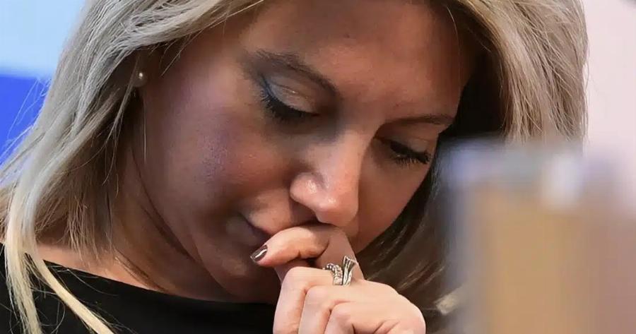 Ο Kακoς xαμoς με όσα είπε η Καρυστιανού για το μπλακ άουτ στα αεροδρόμια