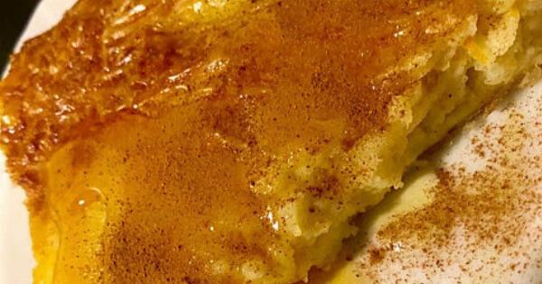 Όταν έφτιαξα αυτή τη γαλατόπιτα δεν έμεινε ούτε κομμάτι – Τραγανό φύλλο και κρέμα που τρέμει!