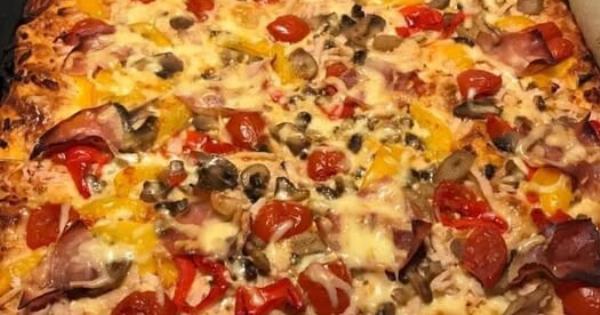 Η πιο εύκολη σπιτική πίτσα – Με ζυμάρι που πετυχαίνει πάντα