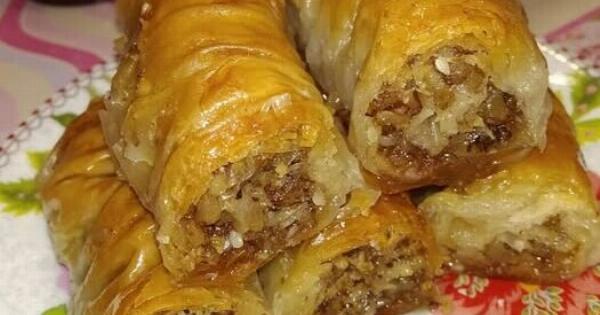 Τα πιο τραγανά σαραγλάκια που έχεις δοκιμάσει – Με καρύδι και σιρόπι που μελώνει τέλεια!