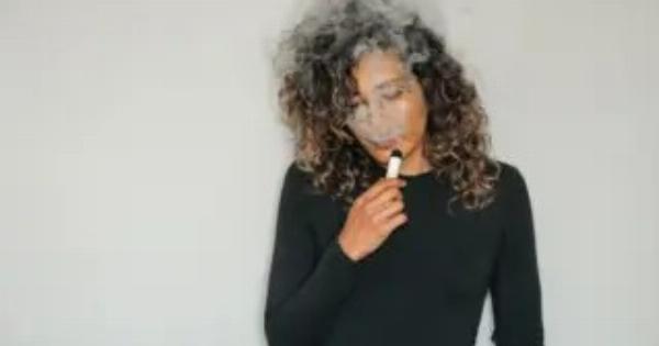 Σοκάρει νέα έρευνα: Το vaping συνδέεται με καρκίνο – Τέλος ο μύθος της «ασφαλούς» εναλλακτικής για το κάπνισμα