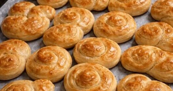 Τα πιο αφράτα πασχαλινά κουλουράκια με άρωμα μαστίχας