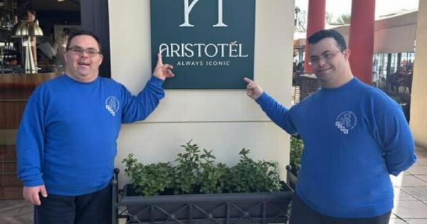 Άτομα με σύνδρομο Down σερβίρουν καφέ σε γνωστό μαγαζί της Θεσσαλονίκης