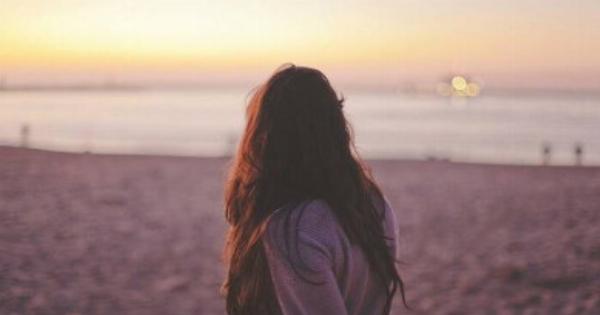 Οι καταθλιπτικοί άνθρωποι λένε πιο συχνά αυτές τις 6 λέξεις – Αν τις χρησιμοποιείς, πρόσεξε…