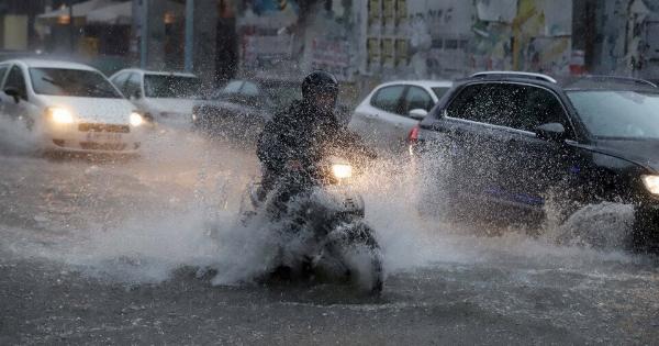 Ποιες ώρες θα χτυπήσουν οι καταιγίδες στην Αττική