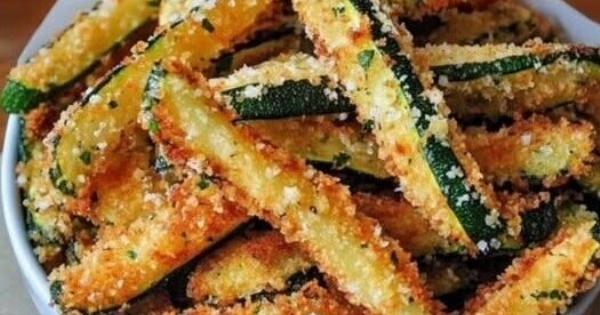 Τραγανά κολοκυθάκια με παρμεζάνα στον φούρνο – χωρίς τηγάνισμα