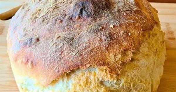 Το πιο εύκολο σπιτικό ψωμί με αφράτη ψίχα και τέλεια υφή