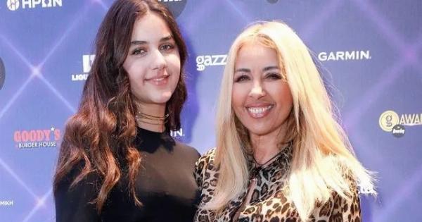 Γωγώ Μαστροκώστα: Τι ζήτησε η 18χρονη κόρη της από τους δημοσιογράφους έξω από τον Ευαγγελισμό
