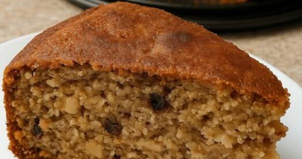 Kέικ μήλου που μοσχοβολάει το σπίτι – έτοιμο χωρίς μίξερ!