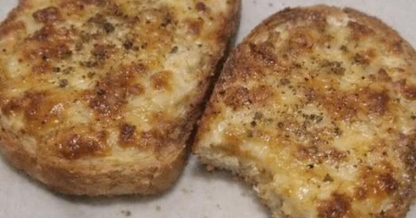 Αν έχεις ψωμί, ένα αυγό και λίγο τυρί, μπορείς να φτιάξεις το πιο νόστιμο σνακ σε λίγα λεπτά